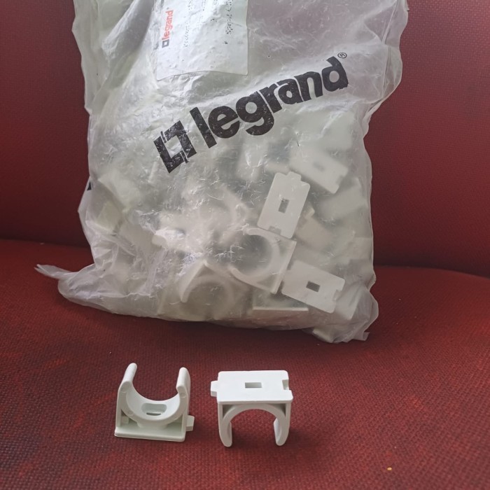 TERBARU Klem Pipa Conduit 25mm LEGRAND
