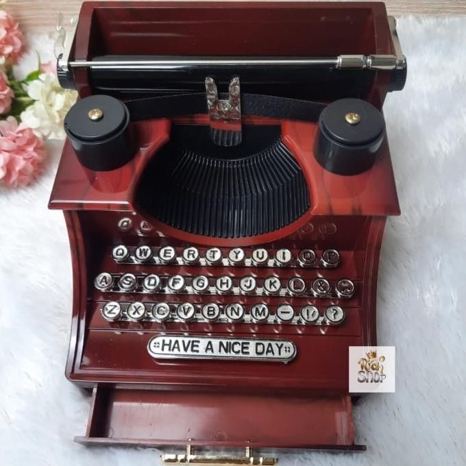 Kotak Musik Mesin Tik Pajangan Dekorasi Meja Vintage Klasik WS88