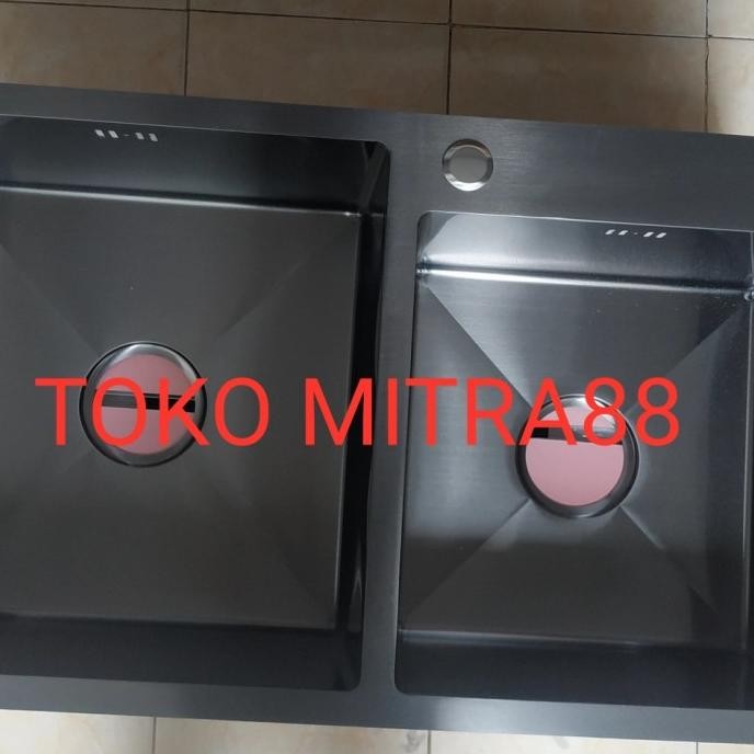 

PROMO KITCHEN SINK INOBE 8245 BLACK KOMPLIT SET KRAN FEXSIBEL FUL HITAM