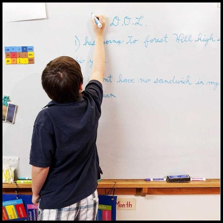 

Stiker Dinding Papan Tulis Whiteboard Flexible 200 X 45 Cm - Hf514