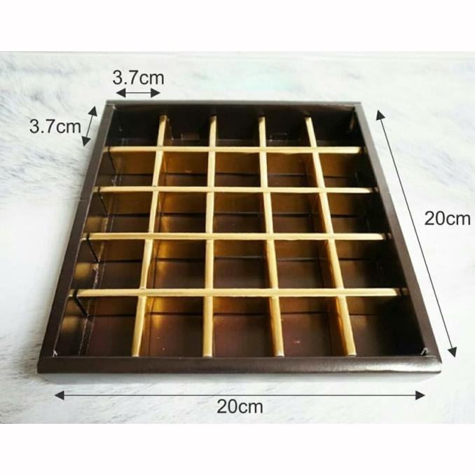 

Box Nastar Kardus Hampers Dus Sekat 25 Kotak Kemasan Coklat 20x20x3.5 [terbaik]