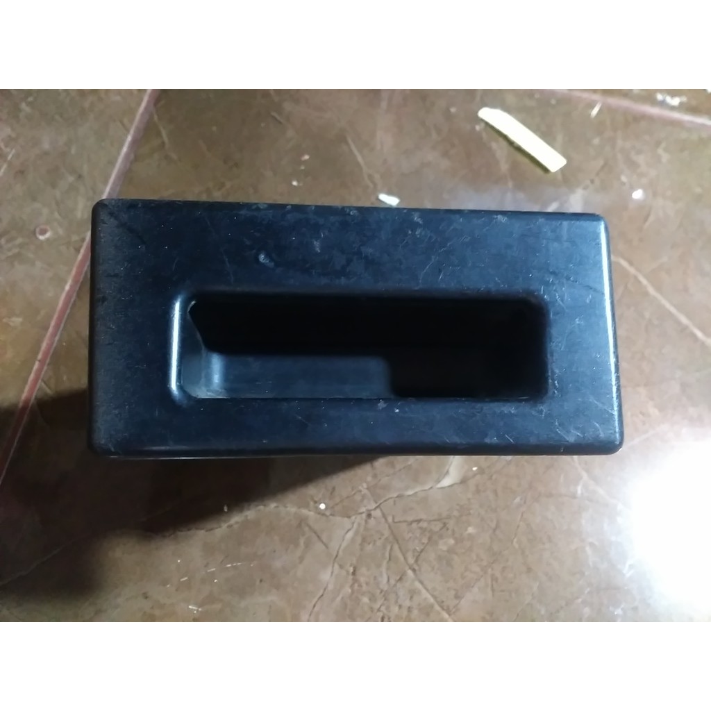 asbak dashboard lancer sl 1982