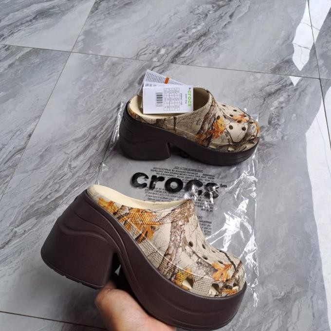 Jual Crocs Siren Motif / Sandal Wanita / Crocs Siren
