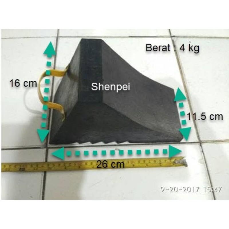 Karet Ganjal Ban Roda Mobil /Truk Full Karet