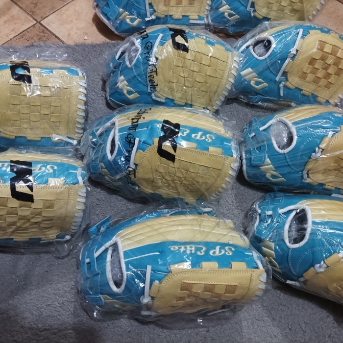 glove softball n baseball