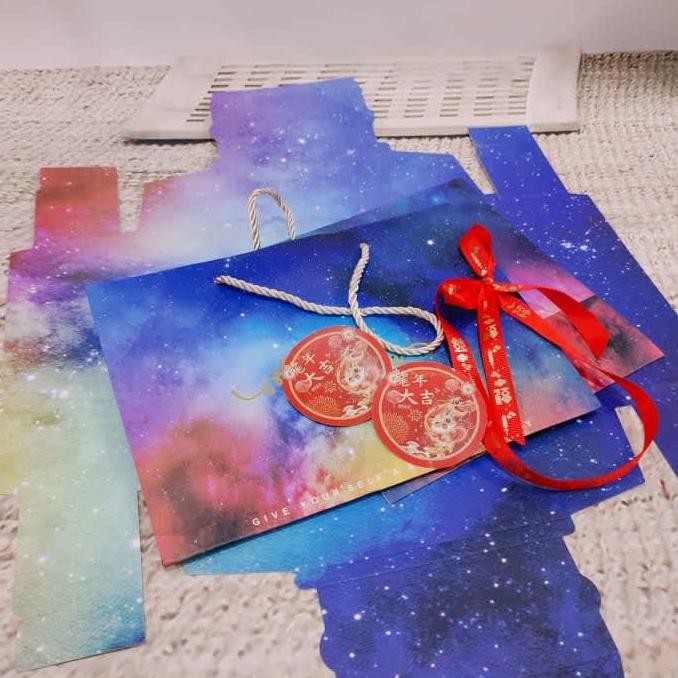 

BR - Giftbox Imlek Dragon GALAXY - Kotak Hampers Imlek Naga CNY GB023 TERLARIS