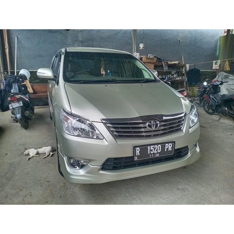 Bodykit Innova 2012