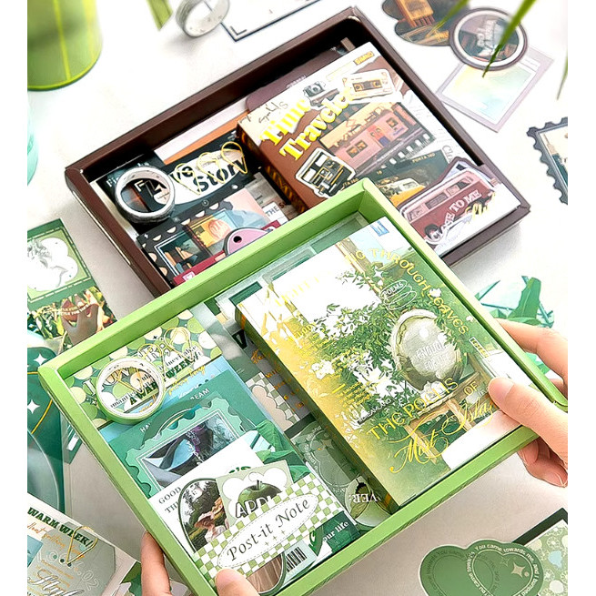 

JOURNAL GIFT SET SCRAPBOOK Lengkap Isi 116 Pcs Include Buku + Sticker + Memo + Washi Tape