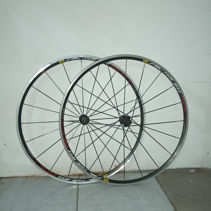 wheelset Mavic Aksium 700c