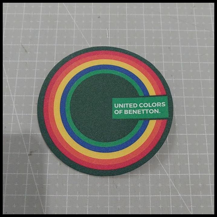 

GRATIS ONGKIR STICKER FASHION UNITED COLOR5 OF BENETT0N ROUNDED !!!!!