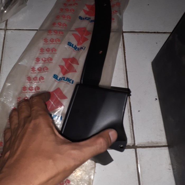 karpet lumpur suzuki apv depan ori