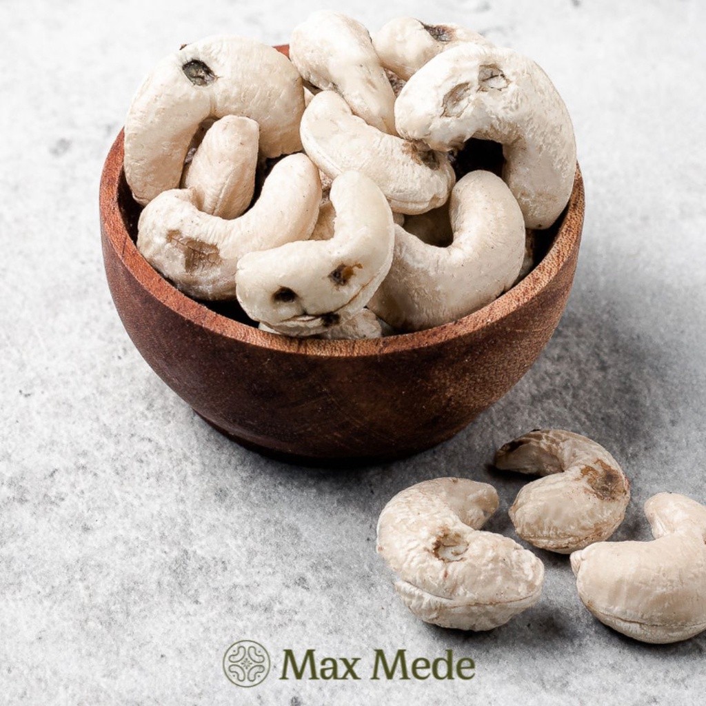 

Max Mede - Kacang Mede/Mete Utuh SK1 Mentah 1KG / Mente Ekonomis Kupas Cashew Siap Panggang