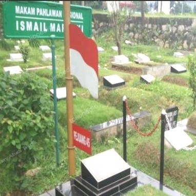 TERLARIS Tiang Bendera merah putih bendera besi bendera makam pahlawan