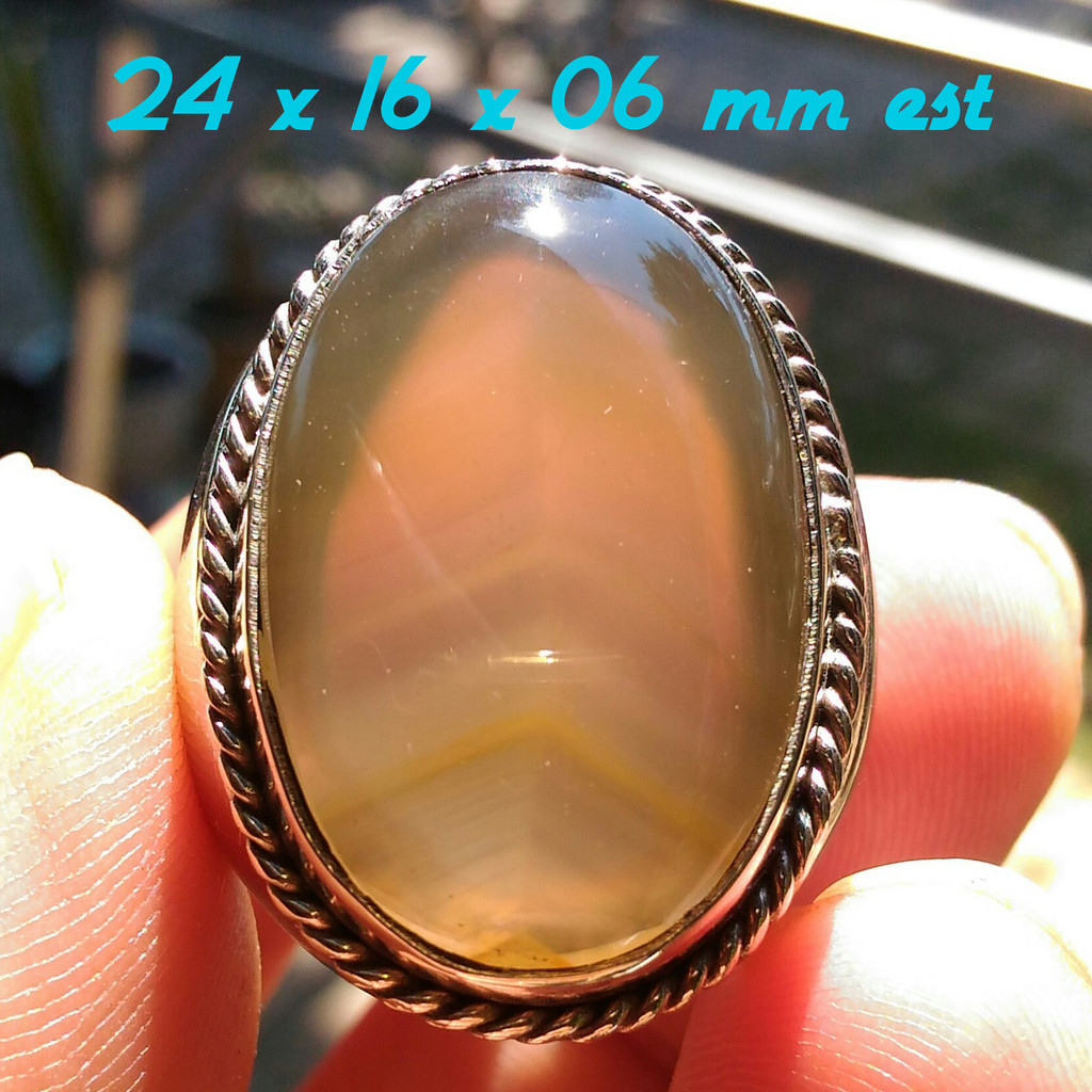Natural White Chalcedony Kristal Clean Motif Junjung Derajat Super Kolektor Item