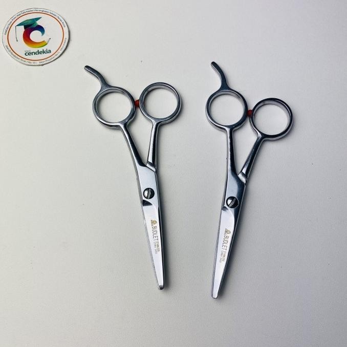 

Silahkan Order] Gunting Rambut Stenlis BUDLET Barber Stainless Steel