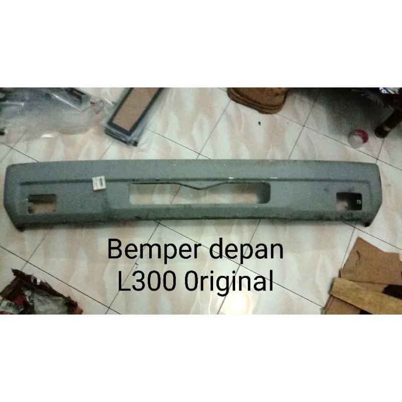 Bemper depan L300 /Bemper L300 Original MB328397