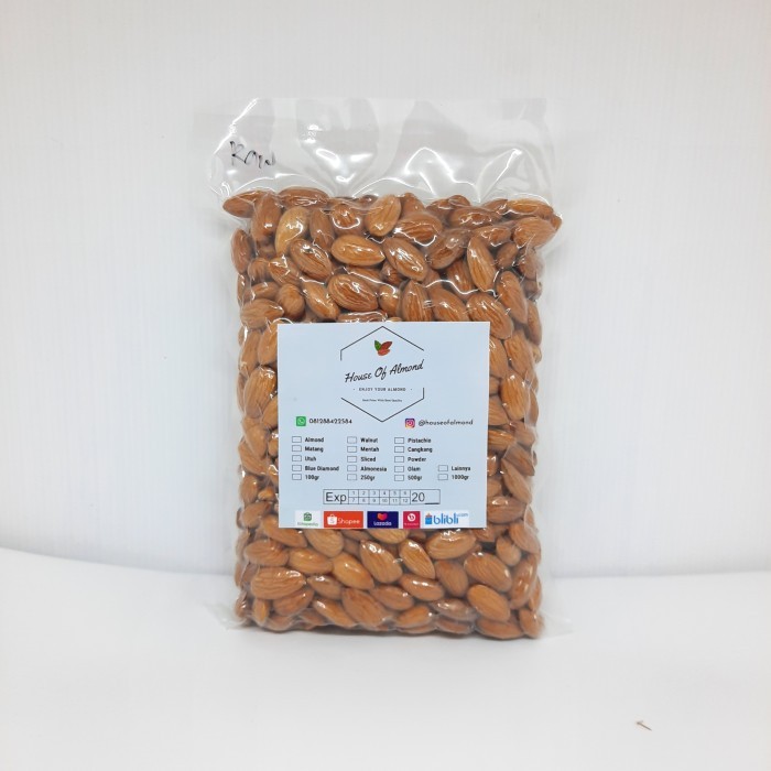 

KACANG ALMOND RAW (MENTAH) 500GR OLAM