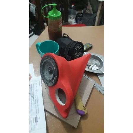 Pilar/Monting Midrange Grand Max