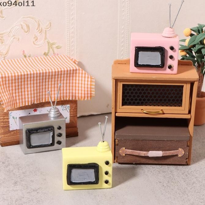 Xo1:12 Miniatur Rumah Boneka Televisi Mini Vintage Model Tv Furniture