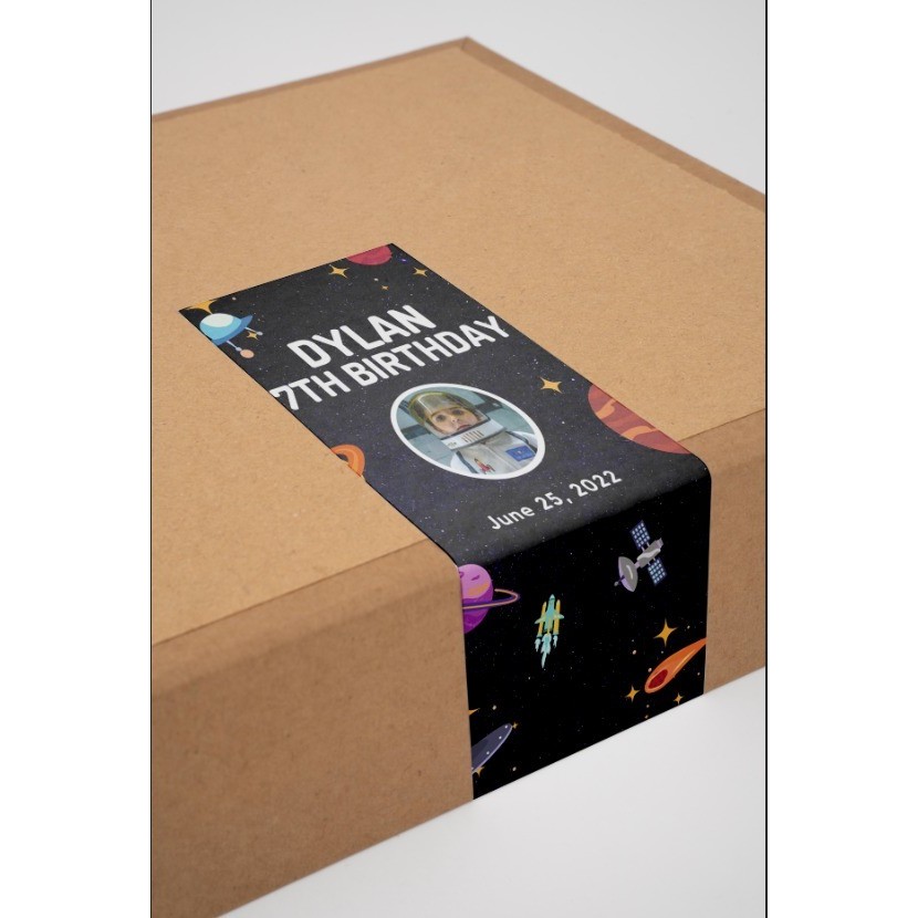 Stiker Segel Box Packaging Hampers Ulang Tahun Anak Custom Label Box