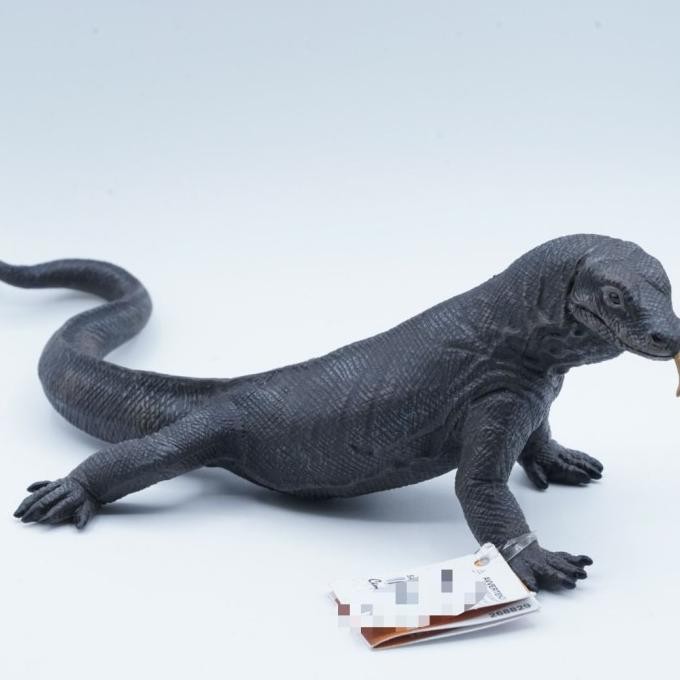 Komodo Dragon Animal Figure Binatang Mainan Miniature Safari Ltd Pajangan Koleksi Edukasi Anak Wild 