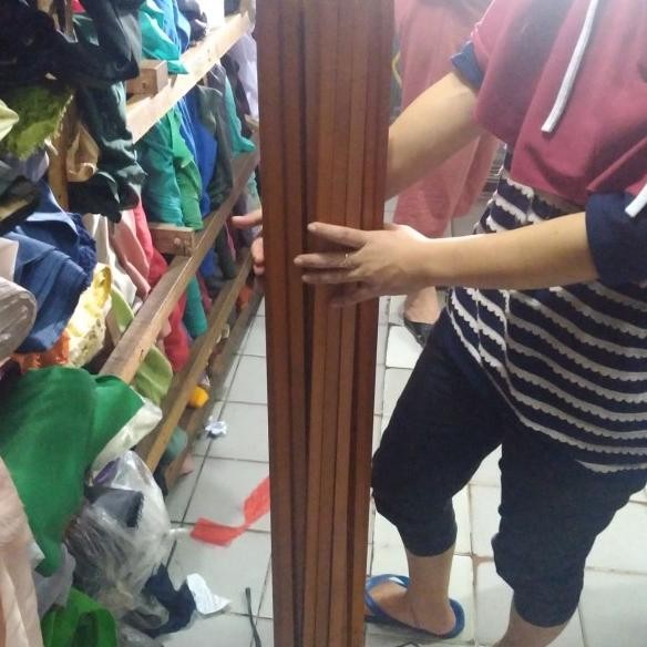 

Ggari Ayu Uuran 1 Meter