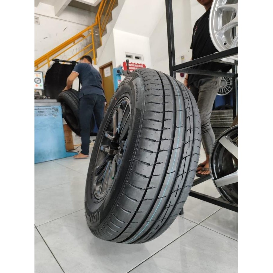 BAN MOBIL STANDAR TOYOTA FORTUNER 265 65 R17, BAN FORTUNER 265 65 R17, BAN MOBIL UKURAN 265 65 R17, 