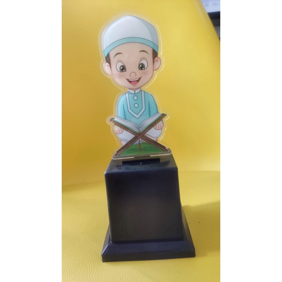 Belilah Piala Karakter Al-Qur'An Piala Wisuda Khatam Al Qur'An Anak Snm