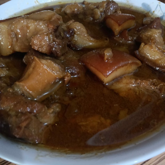 

BABI KECAP