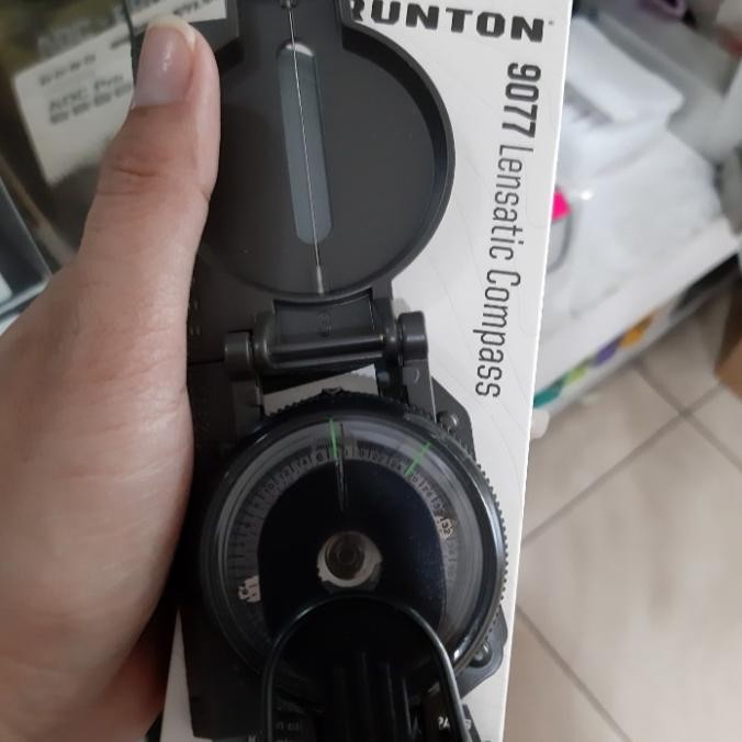 Brunton 9077 Compass Kompas 9077 classic military-style lensati