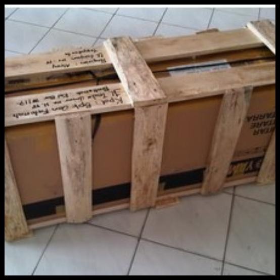 Packing Kayu Flow Frame Hive