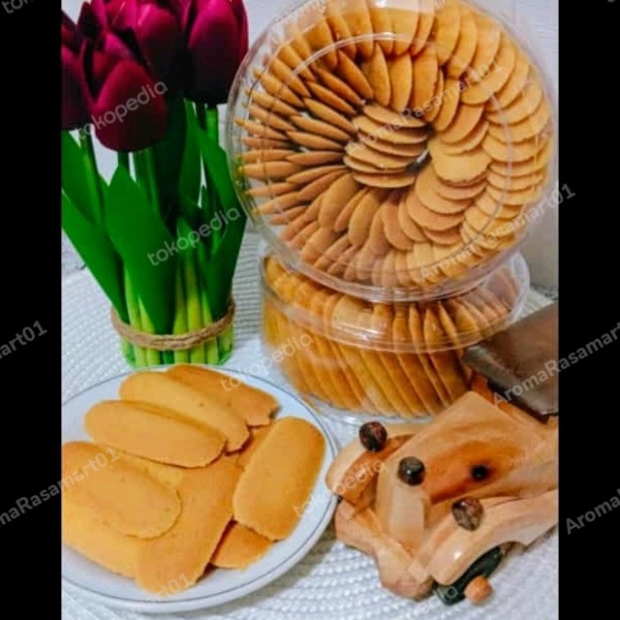 

KUE KERING/PARSEL KUE LEBARAN/KUE KERING LIDA KUCING 500 GR