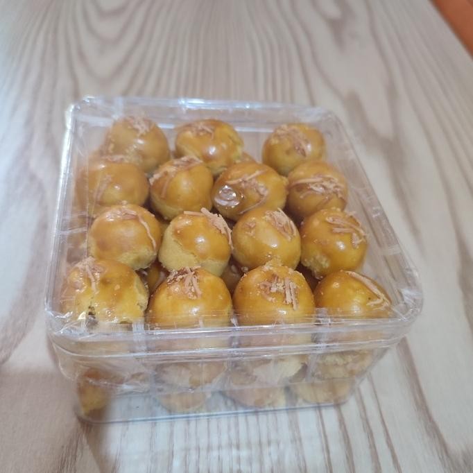 

KUE SANDY / NASTAR KEJU SANDY / KUE SANDY NASTAR KEJU 300GRAM