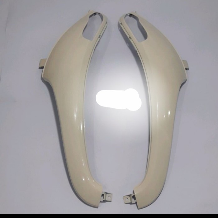 Legshield Sayap Luar Honda Scoopy Fi 2013 - 2016 Krem Cream