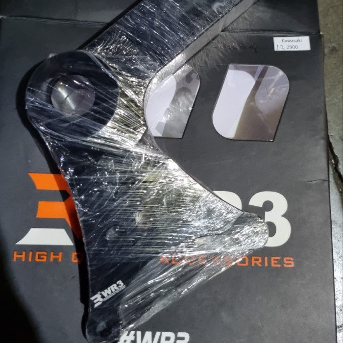 BRACKET WR3 KALIPER BELAKANG KAWASAKI Z900