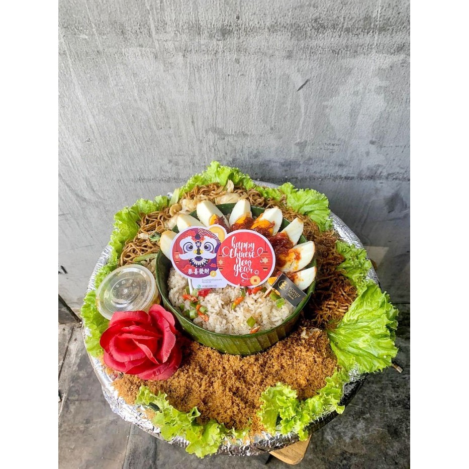 

Nasi Liwet Ayam Suwir Tampah - Ready Setiap Hari