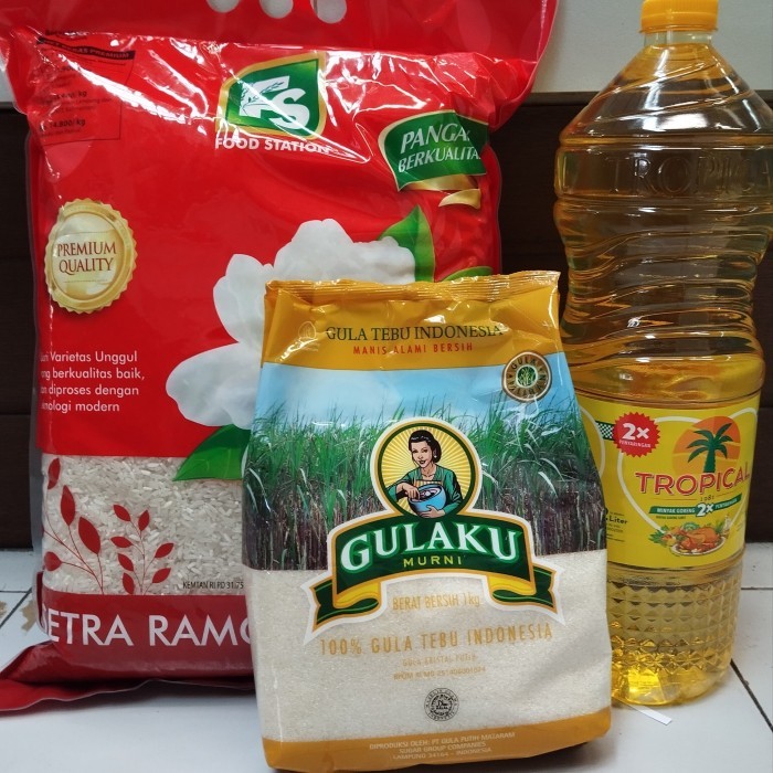 

Paket Beras 5 Kg Minyak 2 Lt Gulaku 1Kg