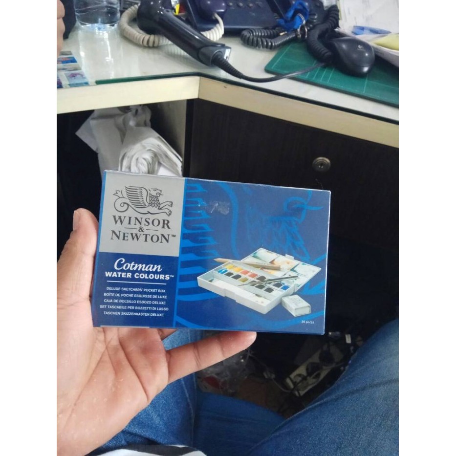 

TERBARU Cotman water colours winsor and newton sakura koi copic BISA GRAB!