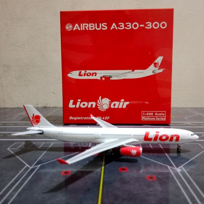 Best seller ~`~ DIECAST PESAWAT LION AIR A330-300 PK-LEF SKALA 400 BY PHOENIX ~~~