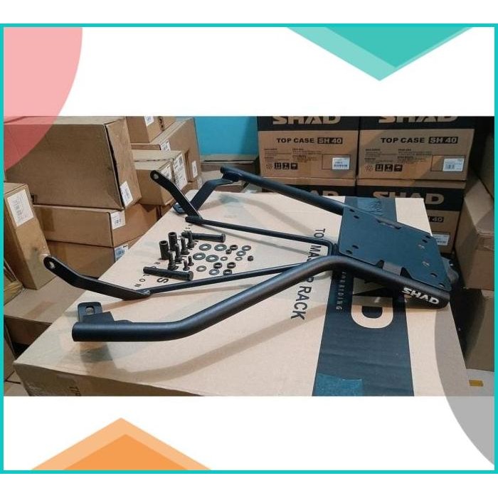 BREKET BOX SHAD YAMAHA XMAX 250 BRACKET BOX MOTOR XMAX 250 SHAD 07D35Z