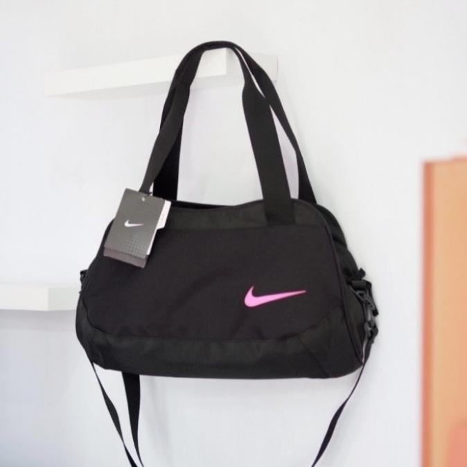 Tas Travel Sporty Gym Bag Nike Pink Black Original Dan Terpercaya