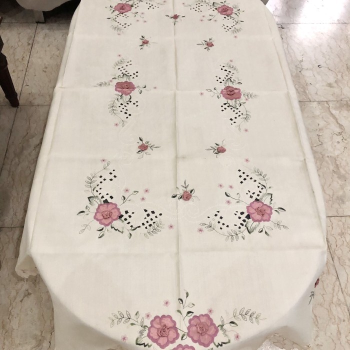 Taplak Meja Makan Oval Ukuran Besar 8-12 Kursi Gercep