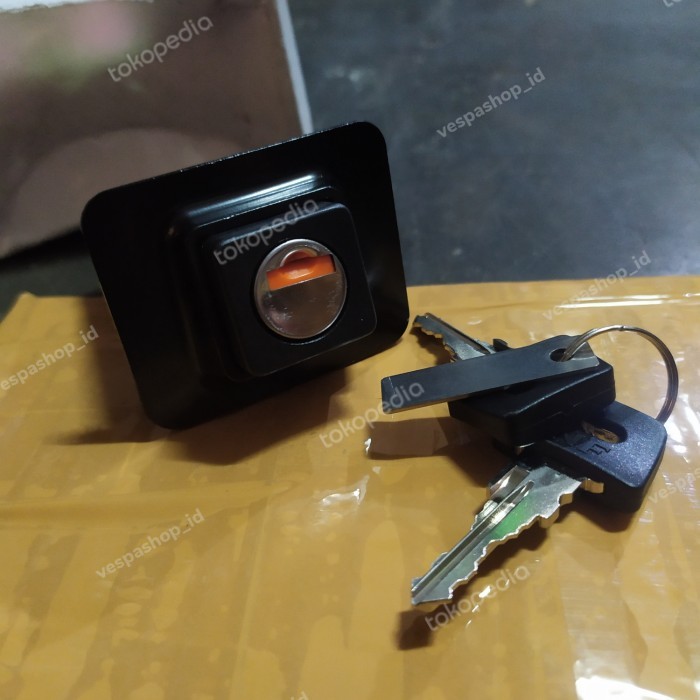 Rumah Kunci Jok Vespa Spartan 200 Set