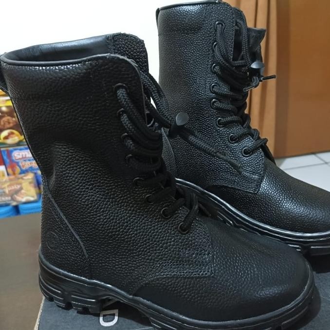 

SALE! SEPATU PDL KULIT JERUK BOCOROCO