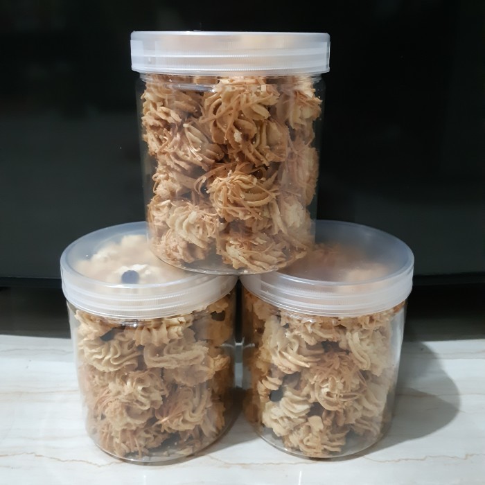 

Kue kering spesial sagu keju full wisman