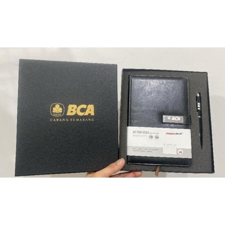 

ZOE EXCLUSIVE GIFT | GIFT SET 2IN1 | | HAMPERS KANTOR | SOUVENIR AGENDA PULPEN