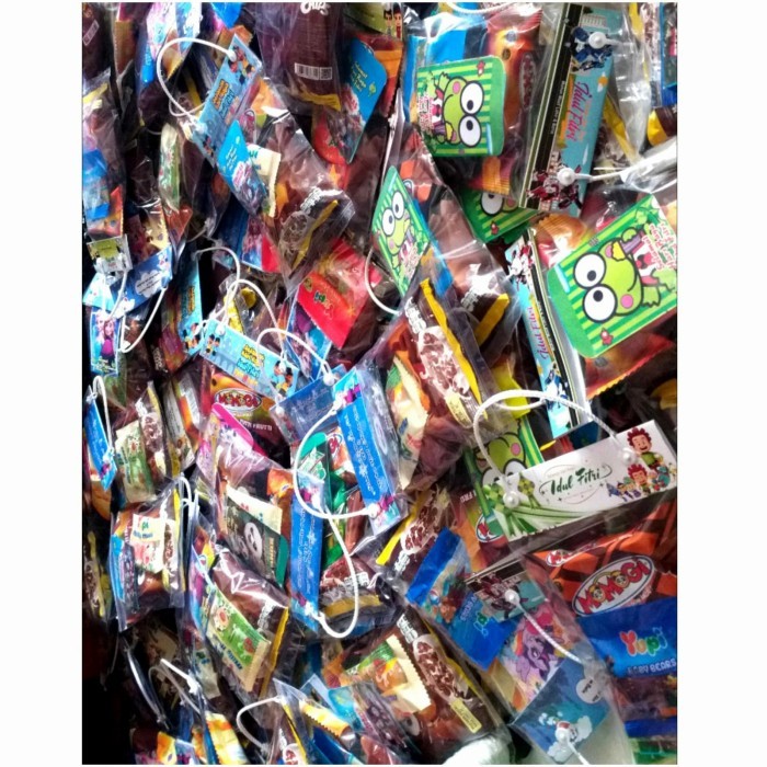 

COBA PAKET ULTAH SNACK LEBARAN PLASTIK LEBARAN / AMPLOP THR PLASTIK HNM7