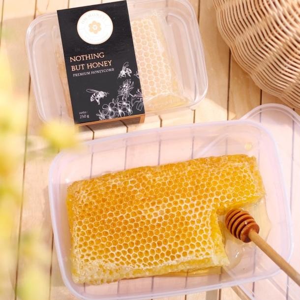 

Immunity Honeycomb Madu Arang