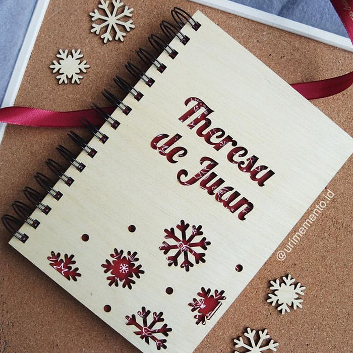 

Ready Xmas Notebook A5 (Snowflake)