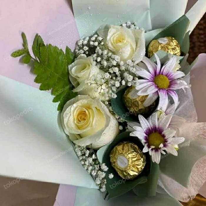 

BUKET LAMPUNG FERRERO ROCHER FLOWER COKLAT BUNGA SEGAR/KADO VALENTINE